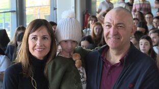 Alexandra Perault y sus padres