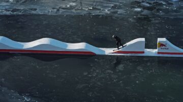 Floating Shapes, el nuevo proyecto del snowboarder Pierre Vaultier 