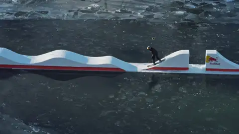 Formas flotantes, El Nuevo Proyecto del Snowboarder Pierre Vaultier Formas flotantes, El Nuevo Proyecto del Snowboarder Pierre Vaultier