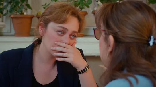 "Se te curará el corazón": Gülçiçek consuela a Bahar tras su desgarradora confesión "Se te curará el corazón": Gülçiçek consuela a Bahar tras su desgarradora confesión