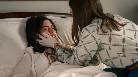 Begoña atiende a María en secreto tras descubrir que su vida corre peligro: “El aborto es un delito, no quiero ir a la cárcel” Begoña atiende a María en secreto tras descubrir que su vida corre peligro: “El aborto es un delito, no quiero ir a la cárcel”