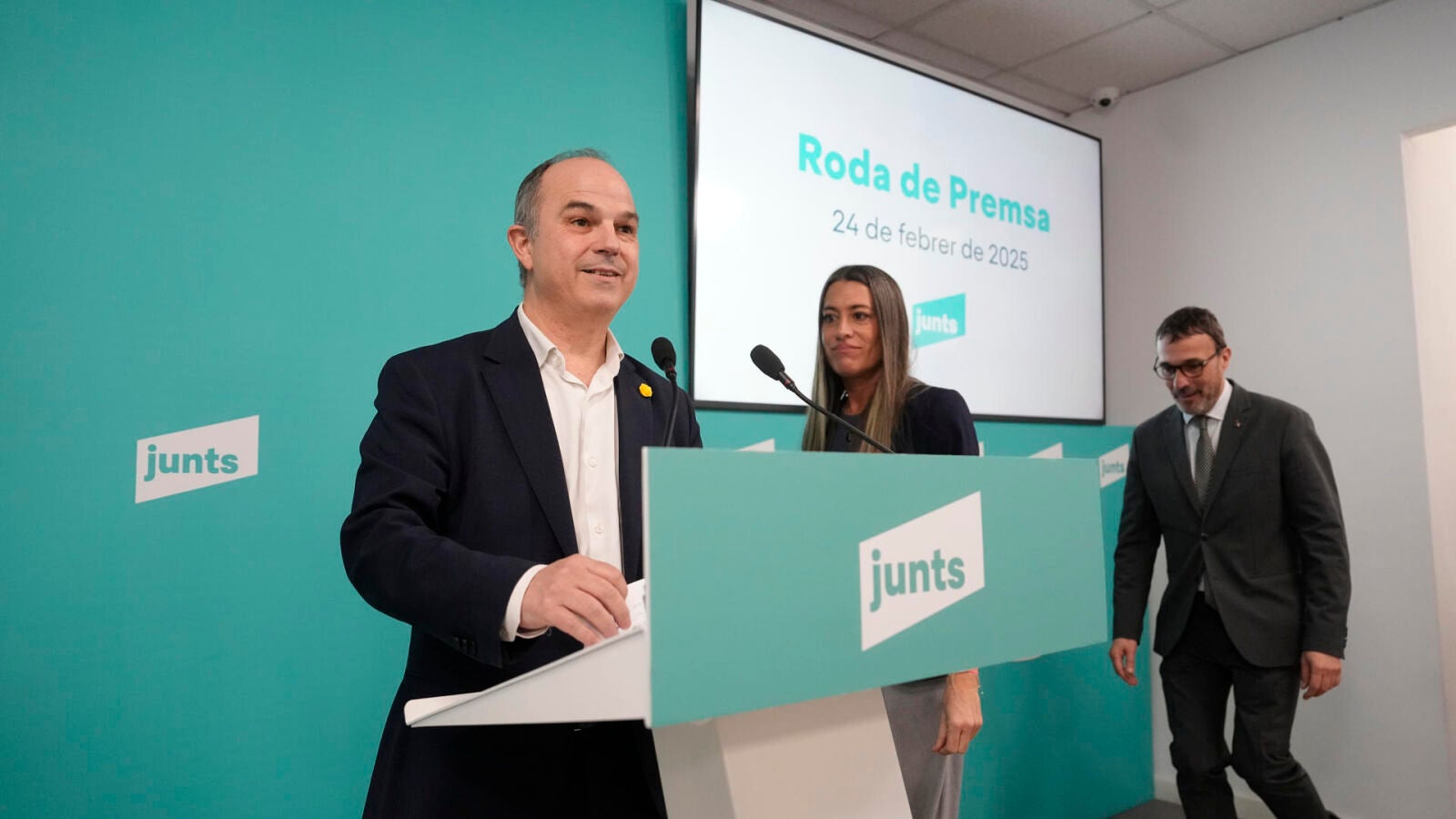 Las claves del acuerdo entre el PSOE y Junts sobre las competencias en inmigración a Cataluña
