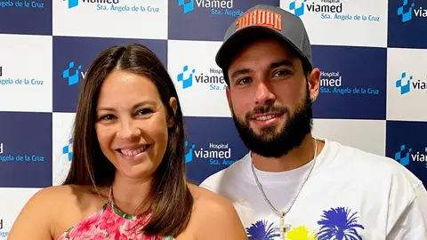 Jessica Bueno y Jota Peleteiro Jessica Bueno y Jota Peleteiro