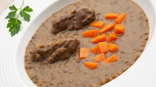 Lentejas con carrilleras de cerdo