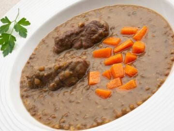 Lentejas con carrilleras de cerdo