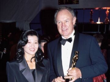 Gene Hackman y su mujer 