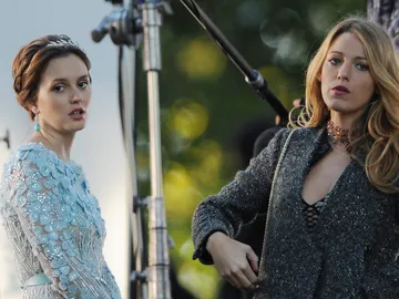 Leighton Meester y Blake Lively rodando Gossip Girl Leighton Meester y Blake Lively rodando Gossip Girl