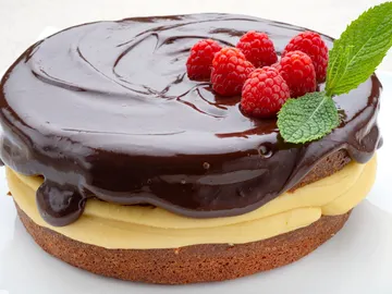 Eva Arguiñano elabora un pastel de crema de Boston: "Tiene una manera de hacer el bizcocho que no había visto nunca" Eva Arguiñano elabora un pastel de crema de Boston: "Tiene una manera de hacer el bizcocho que no había visto nunca"