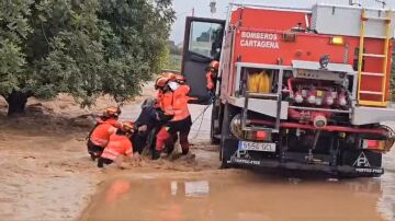 Rescatan a una mujer en Cartagena