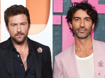 Brandon Sklenar y Justin Baldoni con el mismo broche