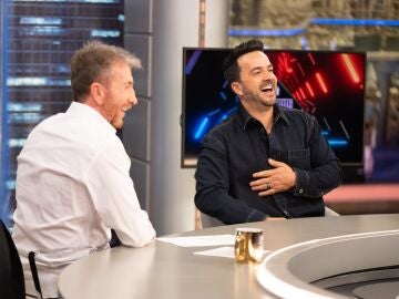 &iexcl;Ver para creer! La an&eacute;cdota m&aacute;s surrealista de Luis Fonsi jugando al golf