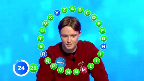 El órdago de Rosa a Manu: se planta con 22 aciertos tras verle flaquear en El Rosco El órdago de Rosa a Manu: se planta con 22 aciertos tras verle flaquear en El Rosco