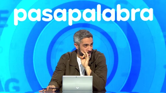 Roberto Leal, decepcionado con Manu y con Rosa tras perder una apuesta en Pasapalabra Roberto Leal, decepcionado con Manu y con Rosa tras perder una apuesta en Pasapalabra