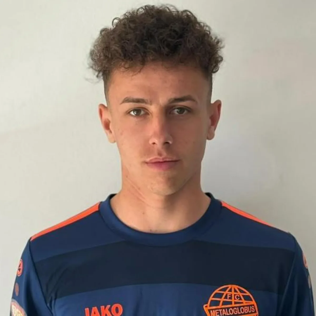 Muere el futbolista Luca Manolache a los 19 años tras una dolorosa y extraña enfermedad