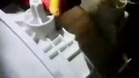 Liberan a una niña atrapada en una lavadora en Málaga Liberan a una niña atrapada en una lavadora en Málaga