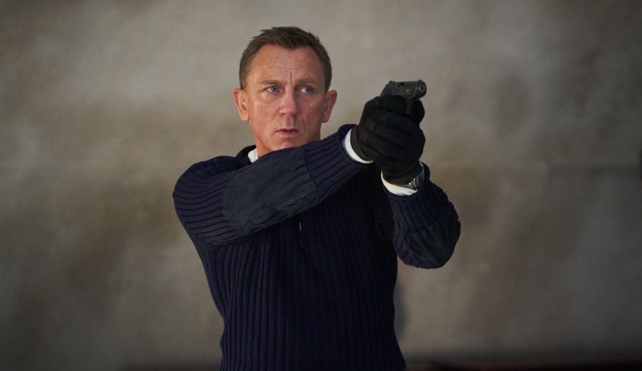 Daniel Craig como James Bond en Sin tiempo para morir