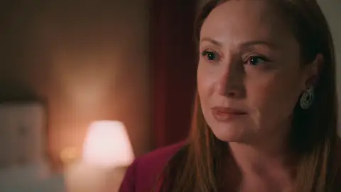 Ifakat destroza a Suna: “¿Vale la pena derramar lágrimas por un chófer?” Ifakat destroza a Suna: “¿Vale la pena derramar lágrimas por un chófer?”