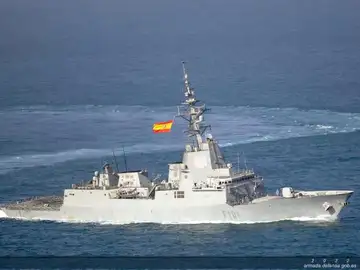 Un buque de la Armada vigila la travesía de un submarino ruso en el Mediterráneo Un buque de la Armada vigila la travesía de un submarino ruso en el Mediterráneo