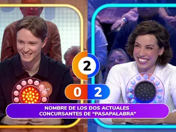 Roberto Leal da a Manu y a Rosa la pista más fácil en la historia de Pasapalabra… ¡pero con truco! Roberto Leal da a Manu y a Rosa la pista más fácil en la historia de Pasapalabra… ¡pero con truco!