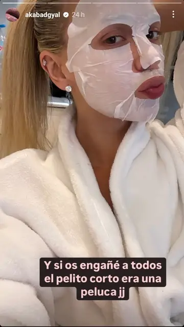 Historia de: @akabadgyal Historia de: @akabadgyal