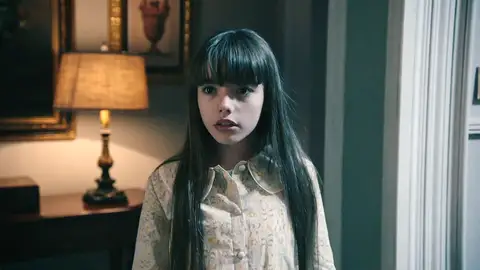 “Julia no es tu hija”: Digna amenaza a Jesús con desvelar la verdad sin saber que la niña lo ha escuchado todo “Julia no es tu hija”: Digna amenaza a Jesús con desvelar la verdad sin saber que la niña lo ha escuchado todo