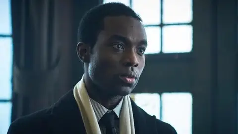 Paapa Essiedu en Gangs of London Paapa Essiedu en Gangs of London