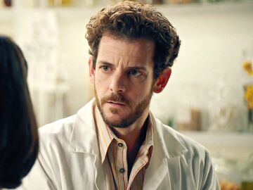 Luis, aterrado, se da cuenta de que ha perdido el olfato, &iquest;ser&aacute; una secuela de su enfrentamiento con Jes&uacute;s? 