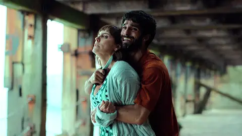 Ollie acusa a Tom antes de fallecer a causa de un golpe en la cabeza… ¿será verdad lo que dice? Ollie acusa a Tom antes de fallecer a causa de un golpe en la cabeza… ¿será verdad lo que dice?