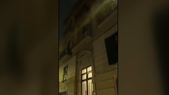 Terremoto en N&aacute;poles.