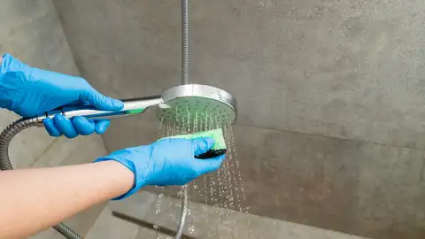 Limpiar la ducha Limpiar la ducha