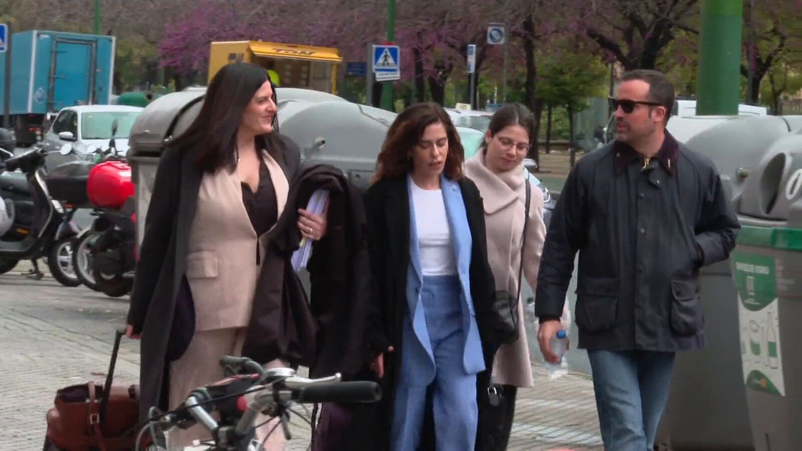 Piden dos años de prisión a la actriz María León, en el banquillo por agredir a una agente de policía: 