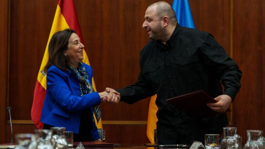 La ministra de Defensa, Margarita Robles, recibe al ministro de Defensa de Ucrania, Rustem Umi&eacute;rov, en la sede del Ministerio, a 14 de marzo de 2025, en Madrid (Espa&ntilde;a).