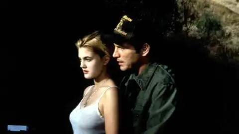 Drew Barrymore y James Le Gros en Guncrazy en 1992 Drew Barrymore y James Le Gros en Guncrazy en 1992