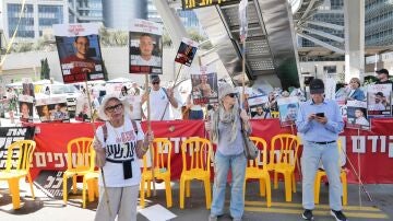 Protesta de familiares de rehenes