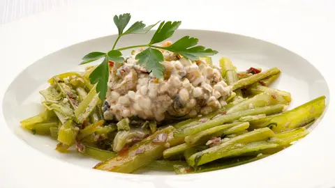 Borraja salteada con jamón y queso cottage estilo griego Borraja salteada con jamón y queso cottage estilo griego