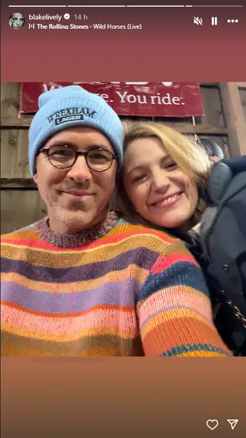 Blake Lively y Ryan Reynolds posan en un selfie Blake Lively y Ryan Reynolds posan en un selfie