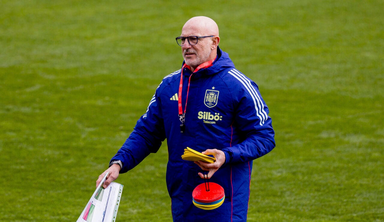 Luis de la Fuente durante el entrenamiento de Espa&ntilde;a