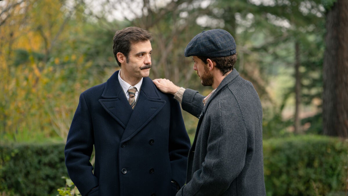 Avance semanal de Sueños de libertad: don Pedro se hace con la dirección de  Perfumerías de la Reina