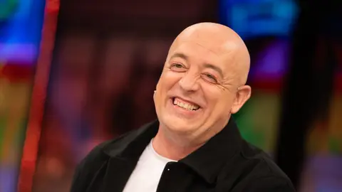 Goyo Jiménez impacta al aparecer en El Hormiguero... ¡sin su barba!: "Me entró un ataque de ansiedad" Goyo Jiménez impacta al aparecer en El Hormiguero... ¡sin su barba!: "Me entró un ataque de ansiedad"