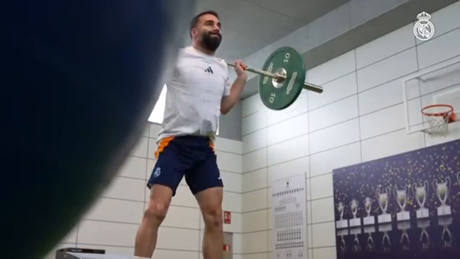 La comentada diferencia muscular entre las dos piernas de Dani Carvajal
