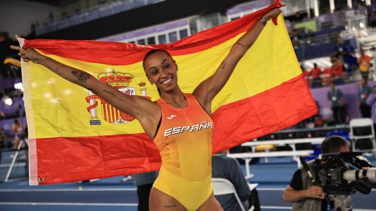 Antena 3 Deportes (22-03-25) Ana Peleteiro, bronce en el Mundial indoor de China: as&iacute; queda su espectacular palmar&eacute;s