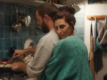 Álvaro Cervantes y Miriam Garlo en una escena de Sorda Álvaro Cervantes y Miriam Garlo en una escena de Sorda