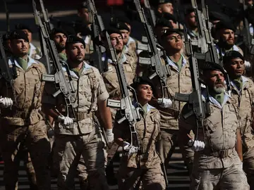 Militares en el desfile del 12 de octubre Militares en el desfile del 12 de octubre