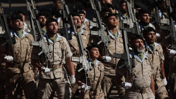 Militares en el desfile del 12 de octubre