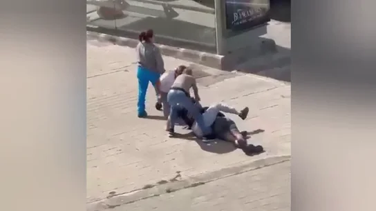 Una pelea de extrema violencia en el barrio de Zárate, en Las Palmas de Gran Canaria Una pelea de extrema violencia en el barrio de Zárate, en Las Palmas de Gran Canaria