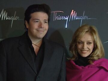 Silvia Tortosa y Carlos C&aacute;novas