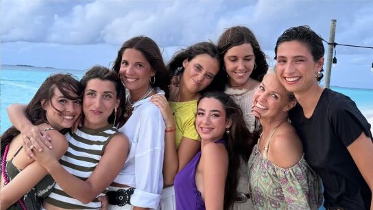 Susi Caramelo, Victoria de Marichalar, Lola Lolita y Genoveva Casanova, en las Maldivas