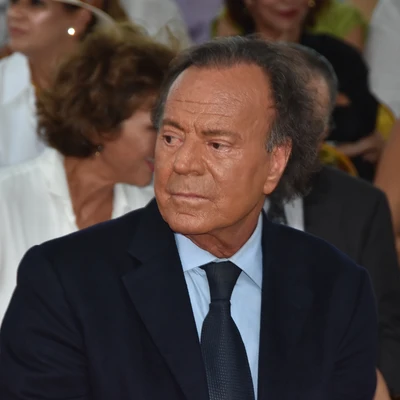 Julio Iglesias