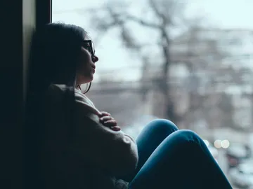 Joven con problemas de salud mental Joven con problemas de salud mental