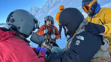 Aymar Navarro se rompe la rodilla en Alaska: Aymar Navarro se rompe la rodilla en Alaska: